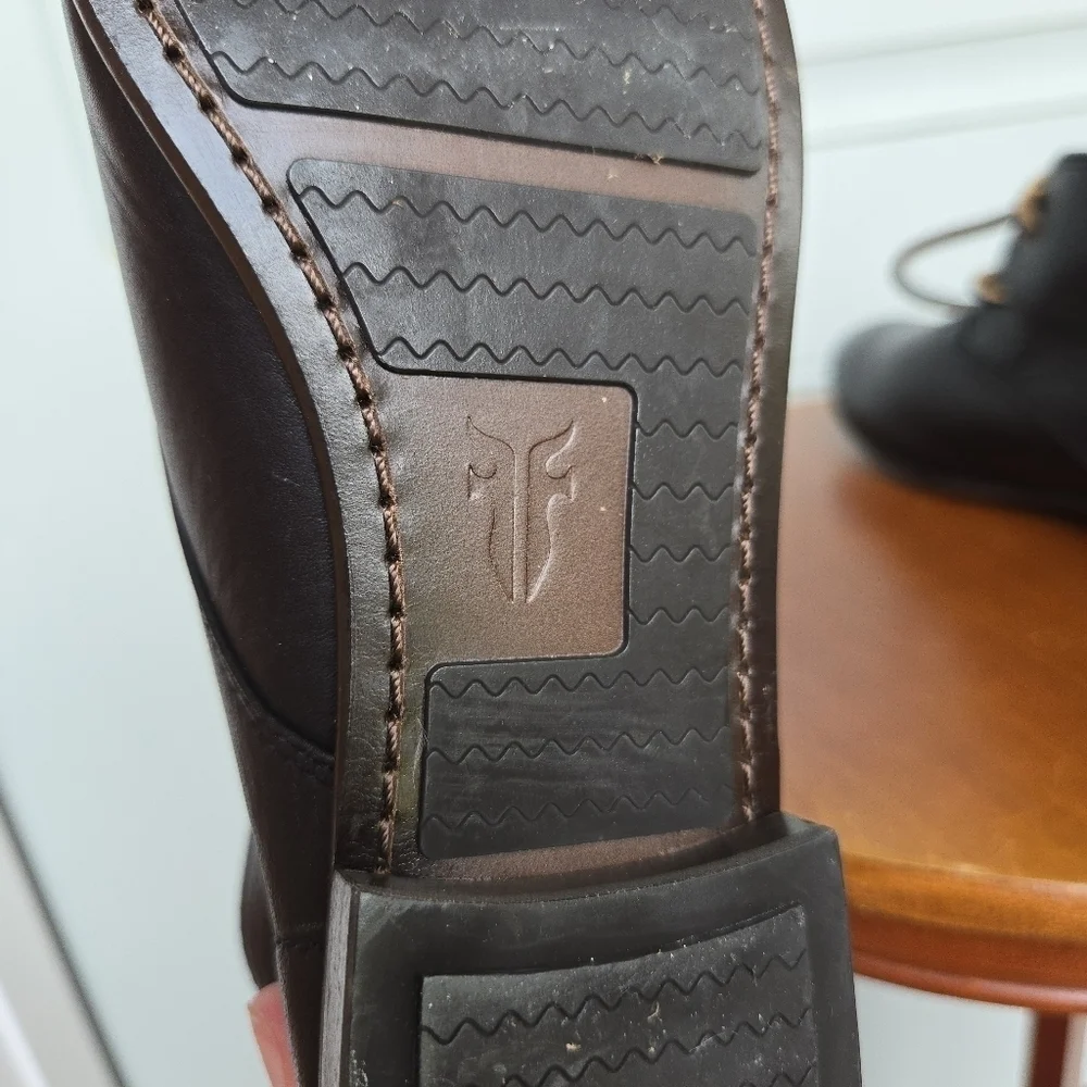 Frye Vintage Jillian Chukka Boots